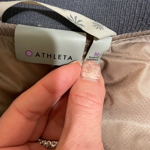 Athleta Bomber Puffer Jacket - Picture 3 of 3